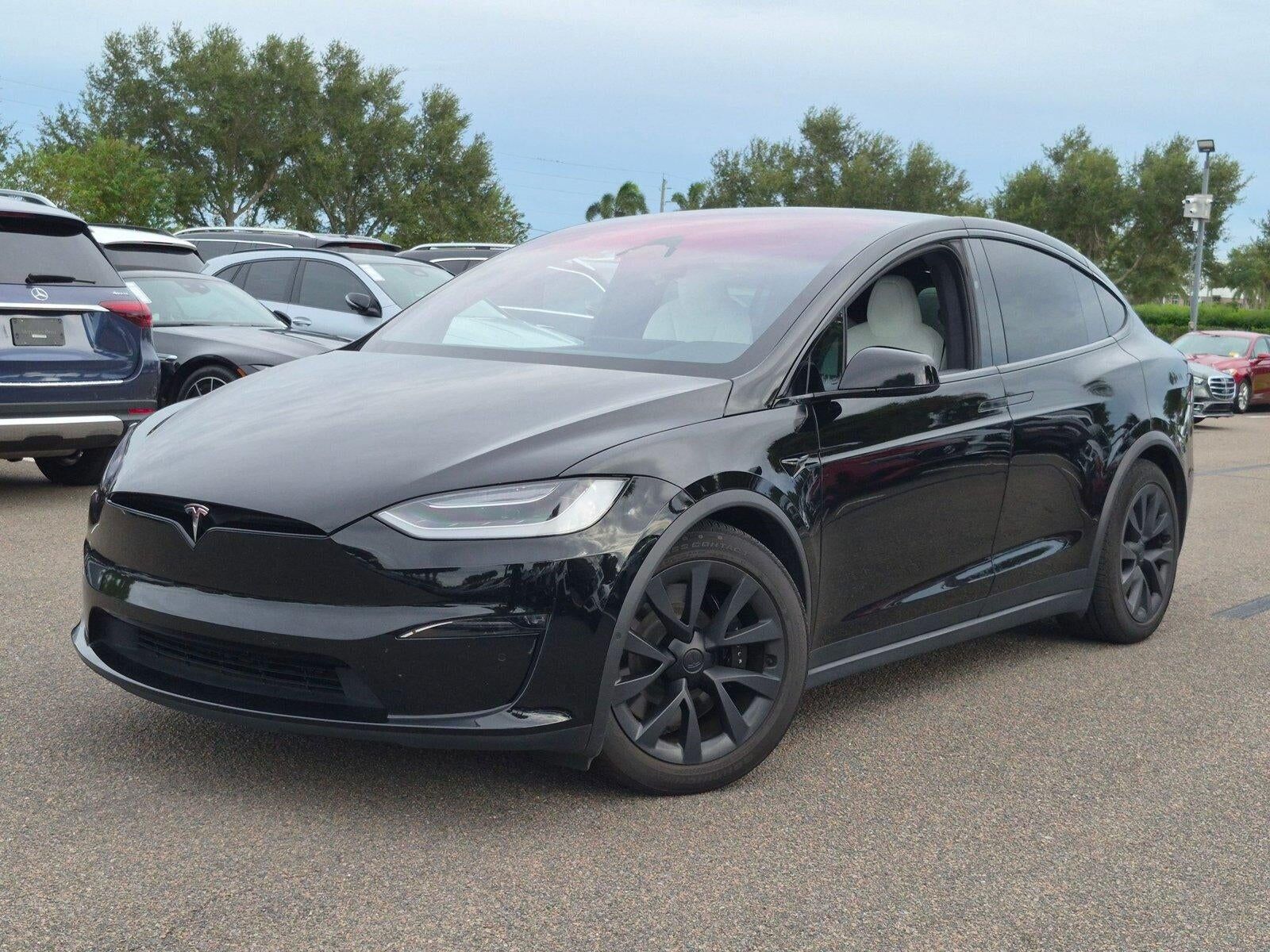 2022 TESLA Model X