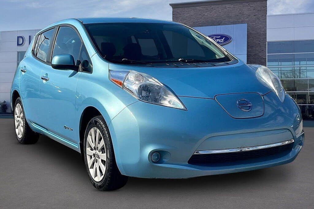 2015 NISSAN Leaf