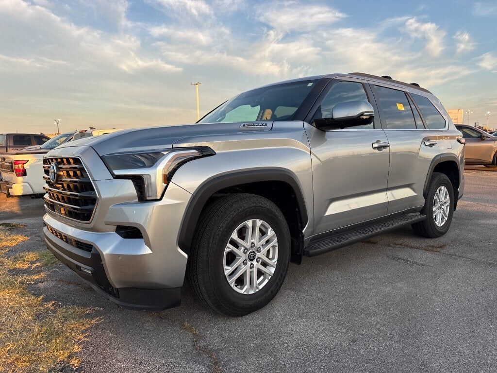 2024 TOYOTA Sequoia