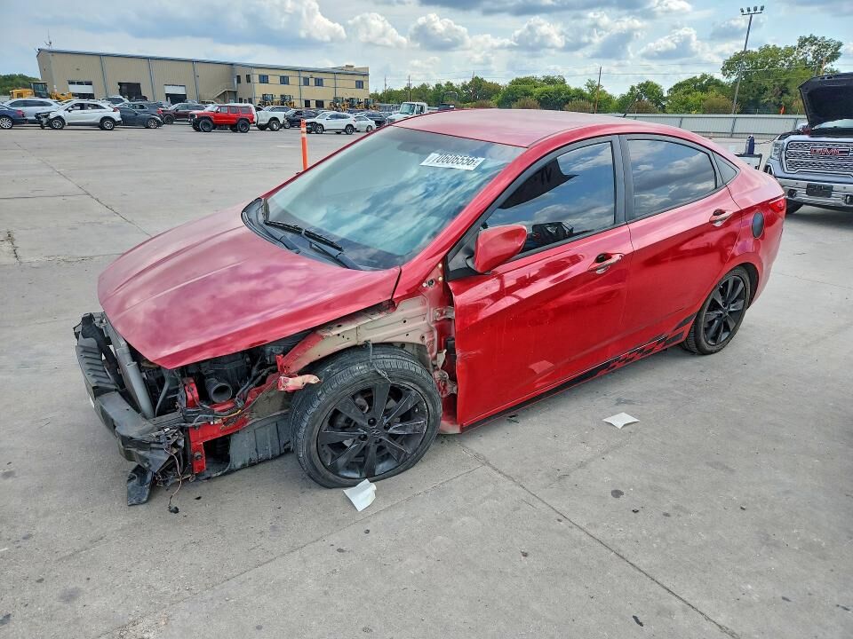 2014 HYUNDAI Accent