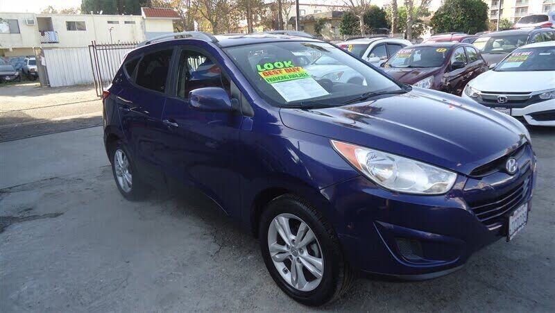2011 HYUNDAI Tucson