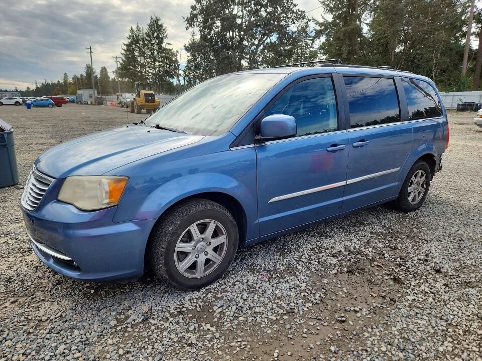 2011 CHRYSLER Town and Country