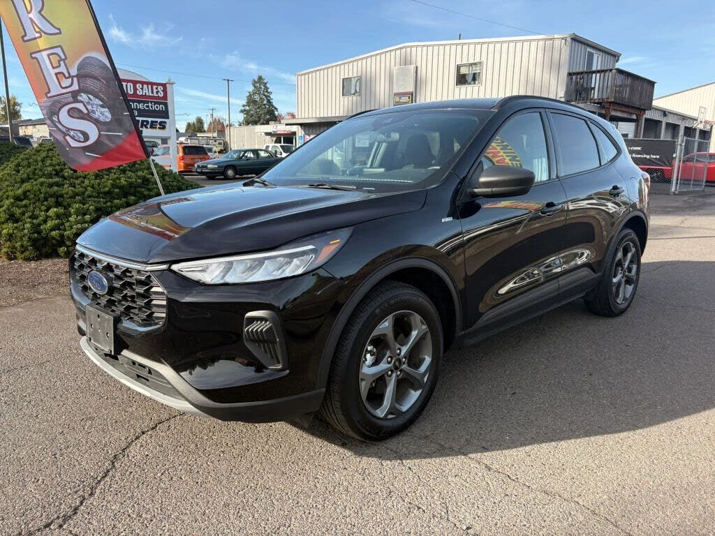 2025 FORD Escape