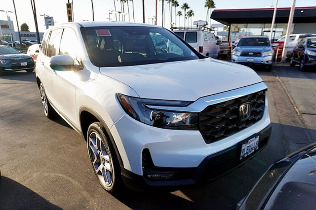 2024 HONDA Passport
