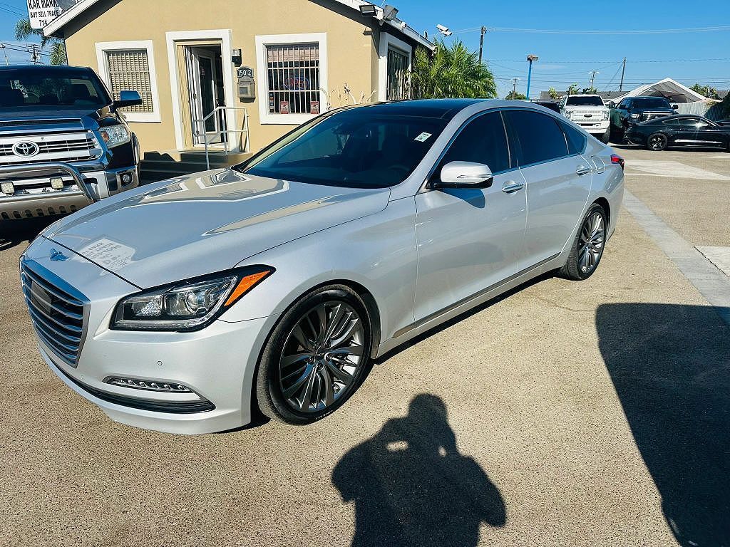 2015 HYUNDAI Genesis