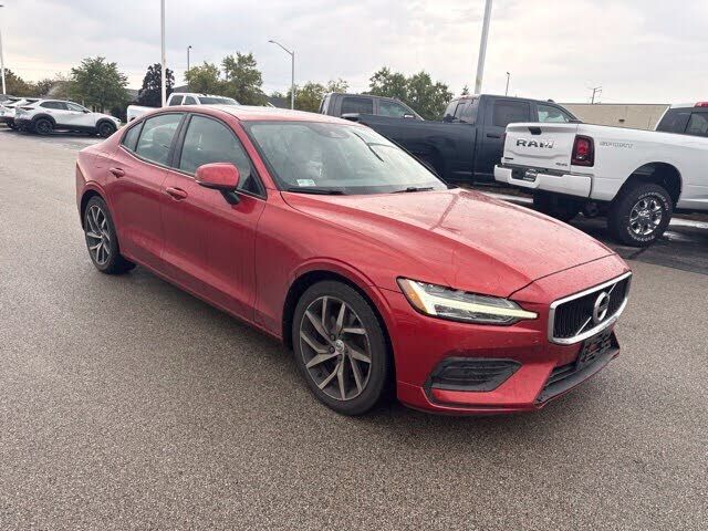 2019 VOLVO S60