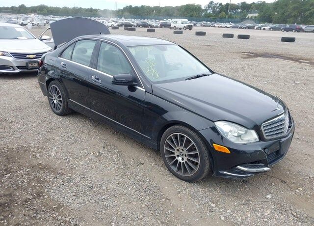 2014 MERCEDES-BENZ C-Class
