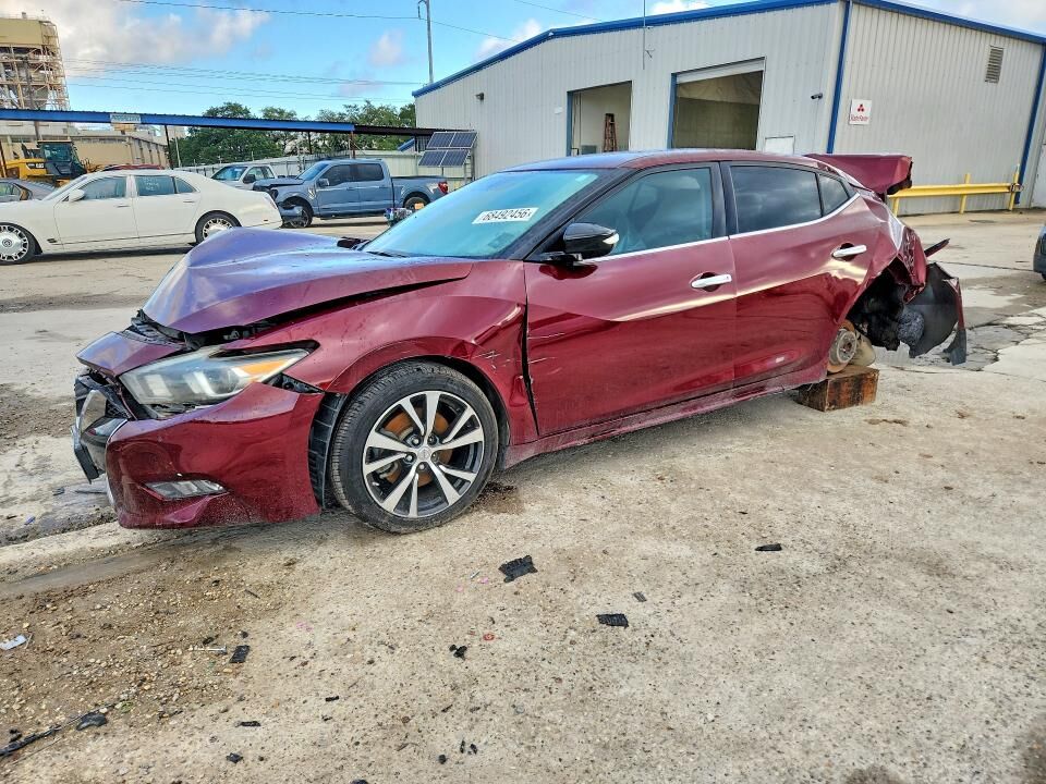 2016 NISSAN Maxima