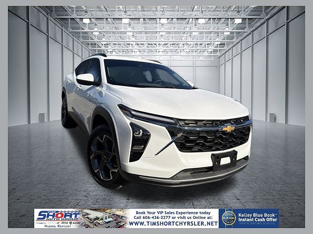 2025 CHEVROLET Trax