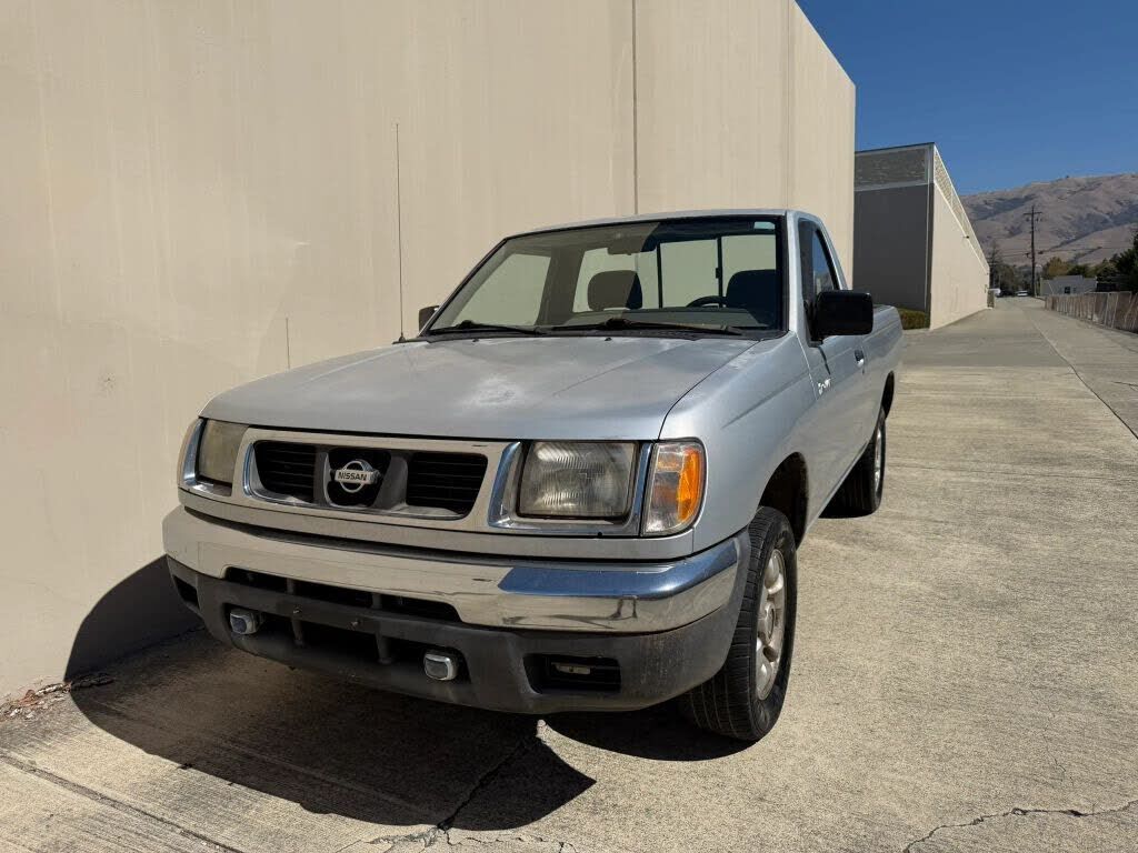2000 NISSAN Frontier