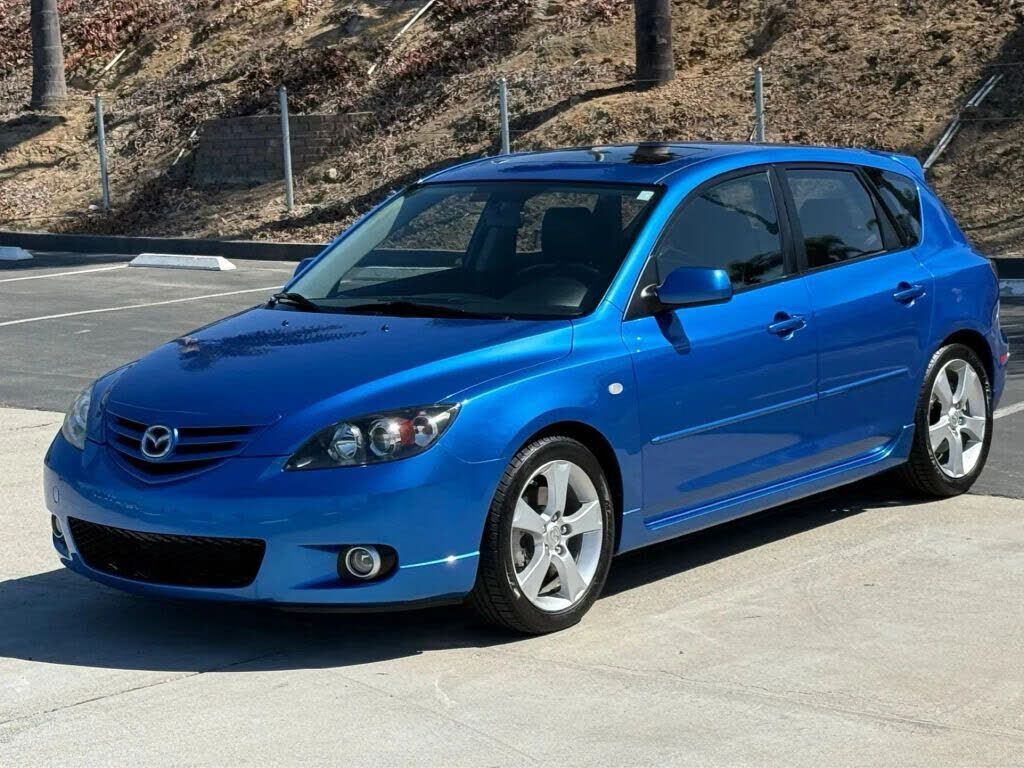2004 MAZDA Mazda3