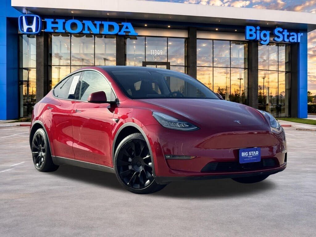 2021 TESLA Model Y