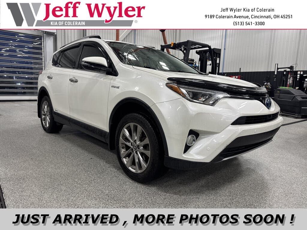 2017 TOYOTA RAV4