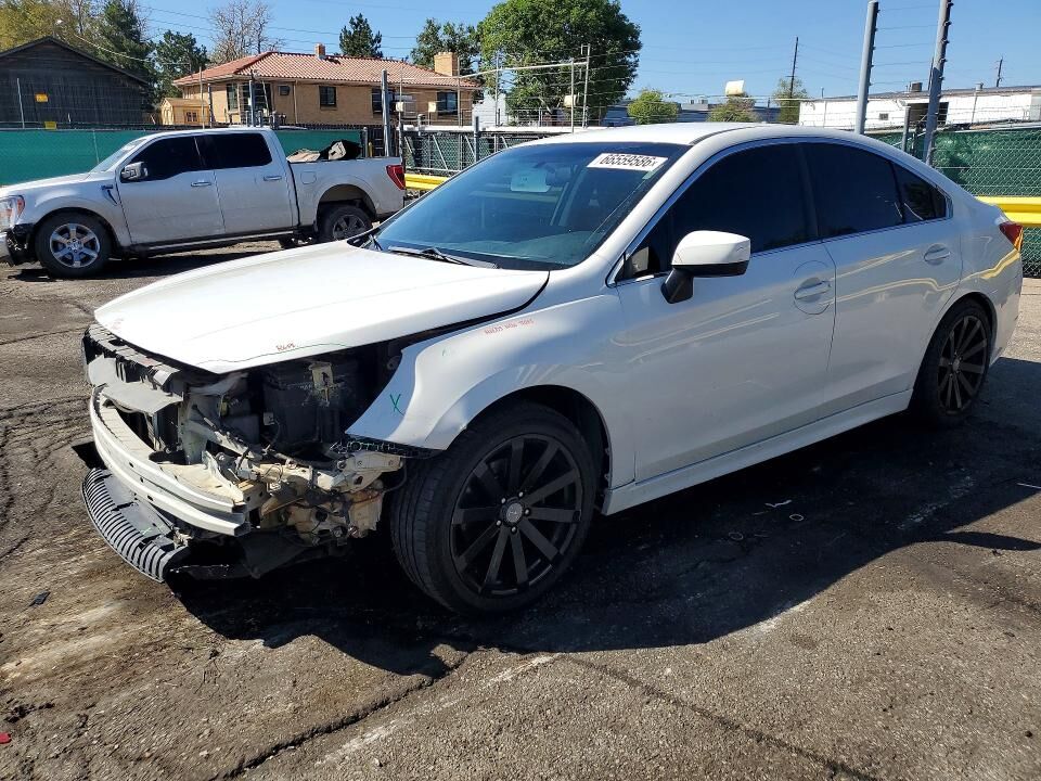 2015 SUBARU Legacy