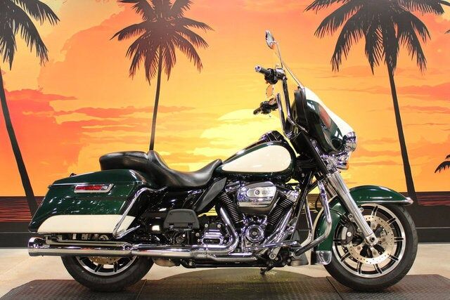 2018 HARLEY DAVIDSON FLHTP / Police Electra Glide