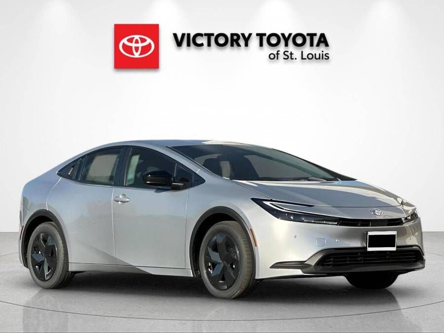 2027 TOYOTA PRIUS