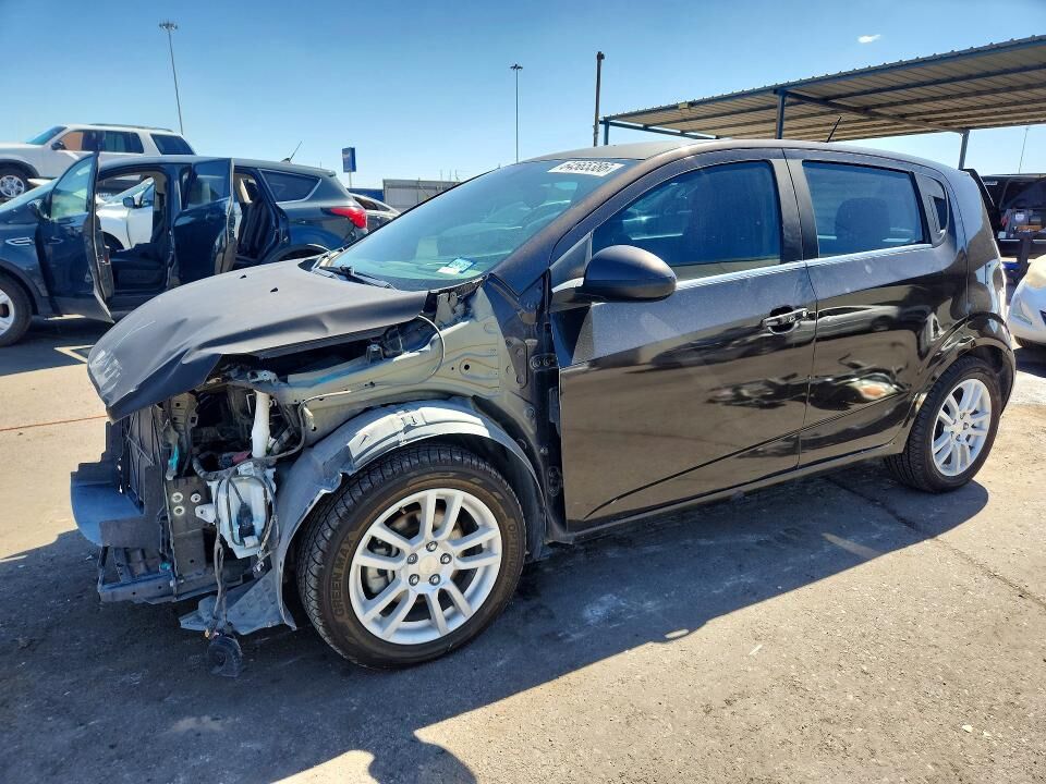 2015 CHEVROLET Sonic