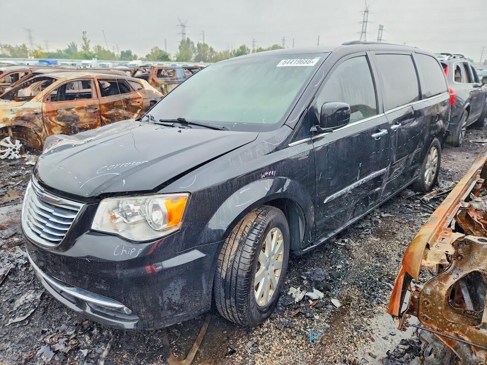 2016 CHRYSLER Town and Country