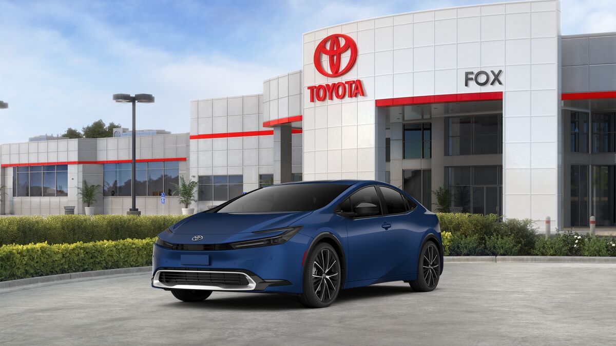 2027 TOYOTA PRIUS