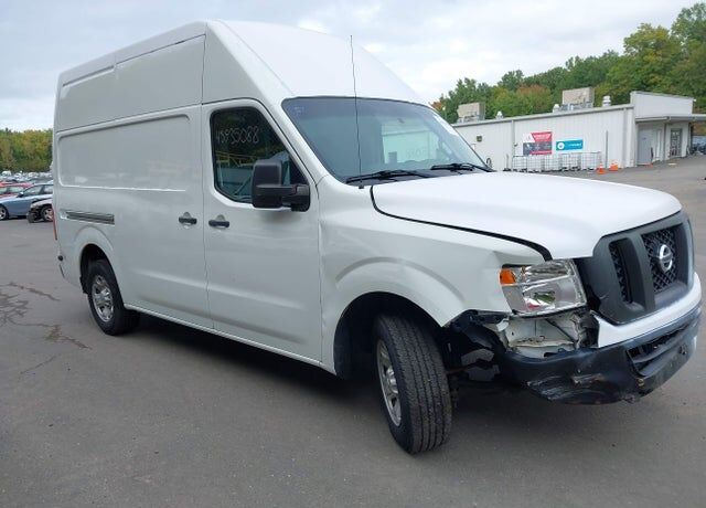 2013 NISSAN NV