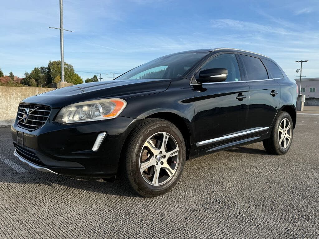 2015 VOLVO XC60