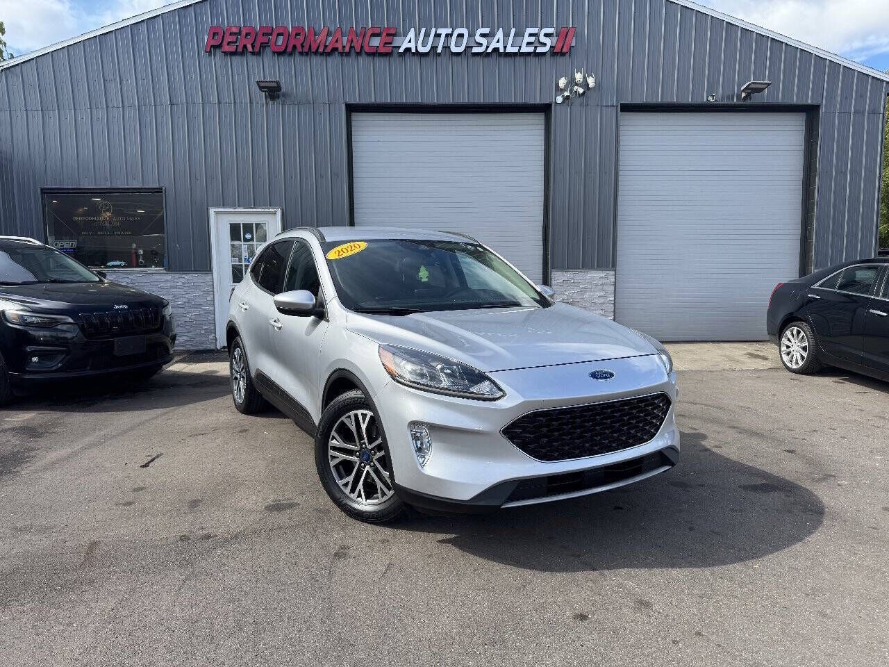 2020 FORD Escape