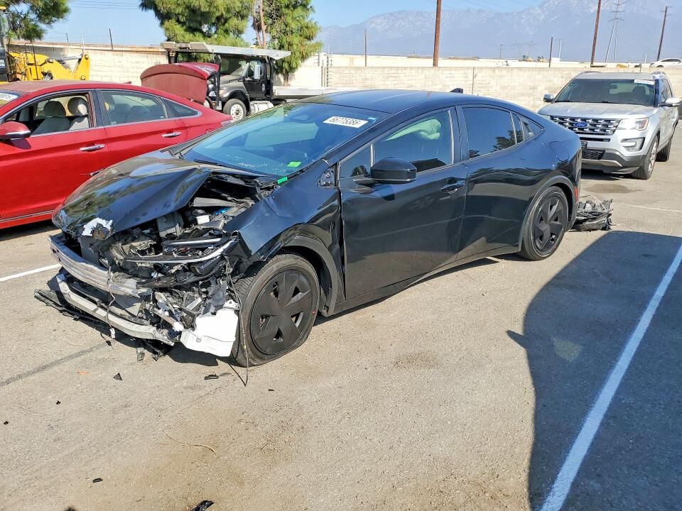2024 TOYOTA PRIUS