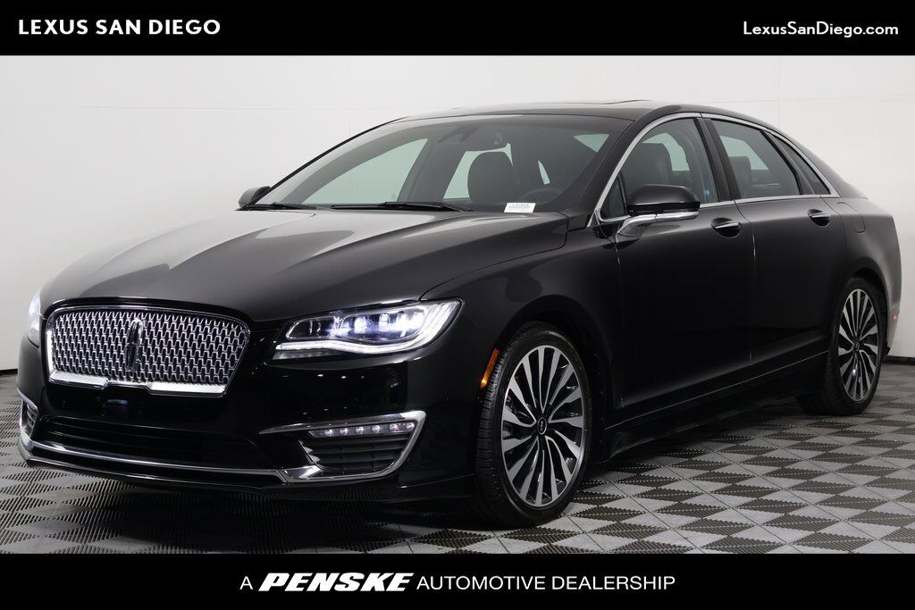 2017 LINCOLN MKZ