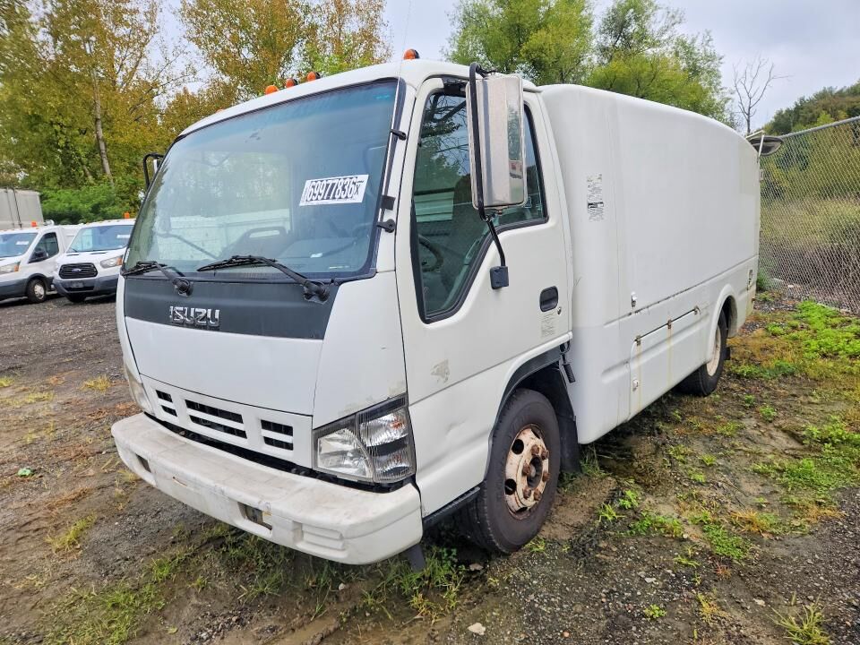 2007 ISUZU NPR