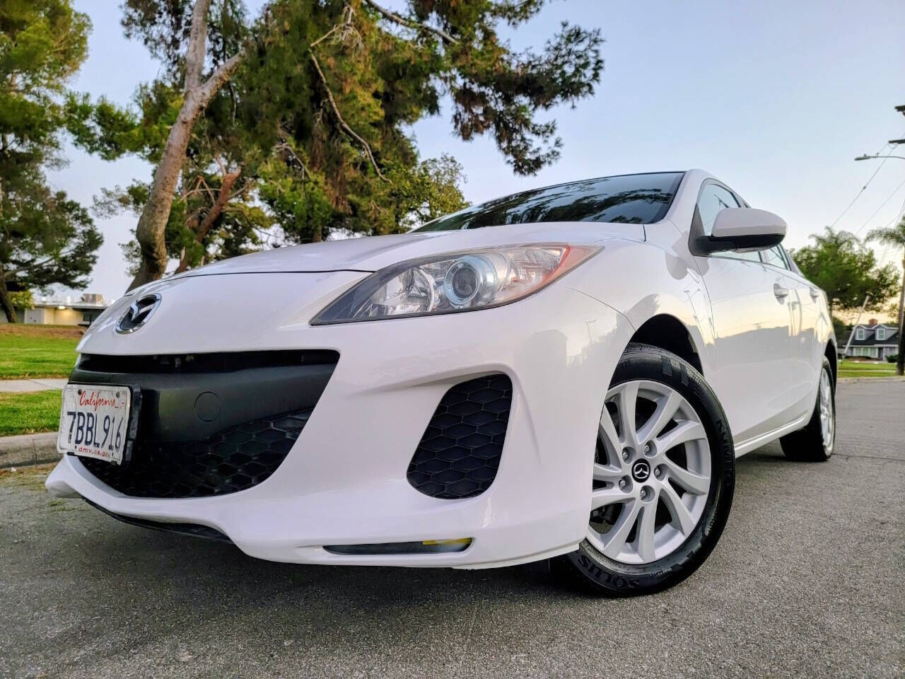 2013 MAZDA Mazda3