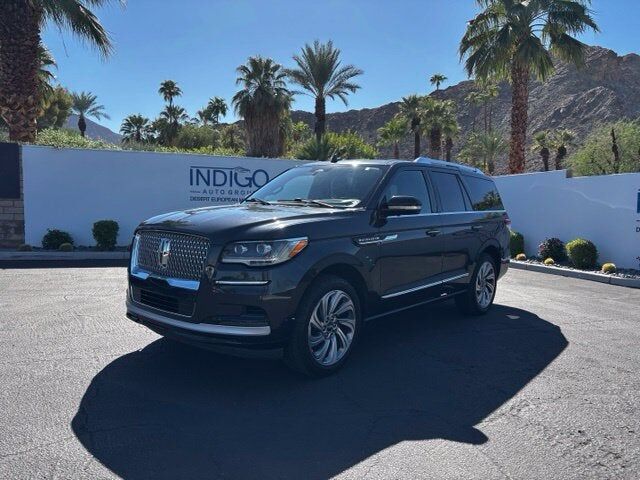 2022 LINCOLN Navigator