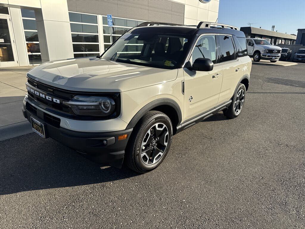 2024 FORD Bronco