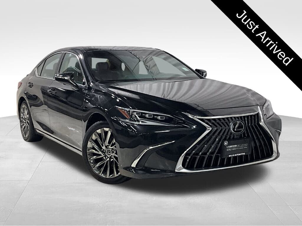 2024 LEXUS ES