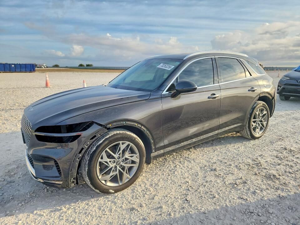 2025 GENESIS GV70