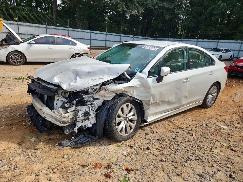 2016 SUBARU Legacy