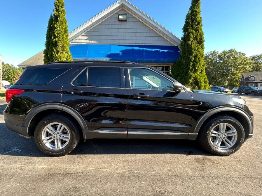 2020 FORD Explorer