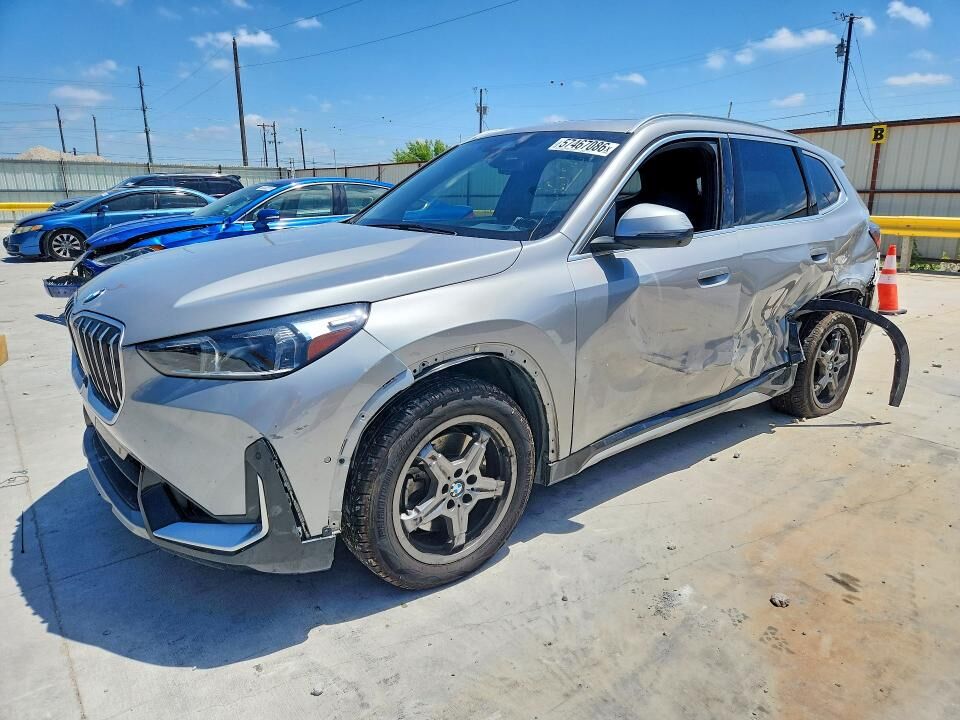 2025 BMW X1
