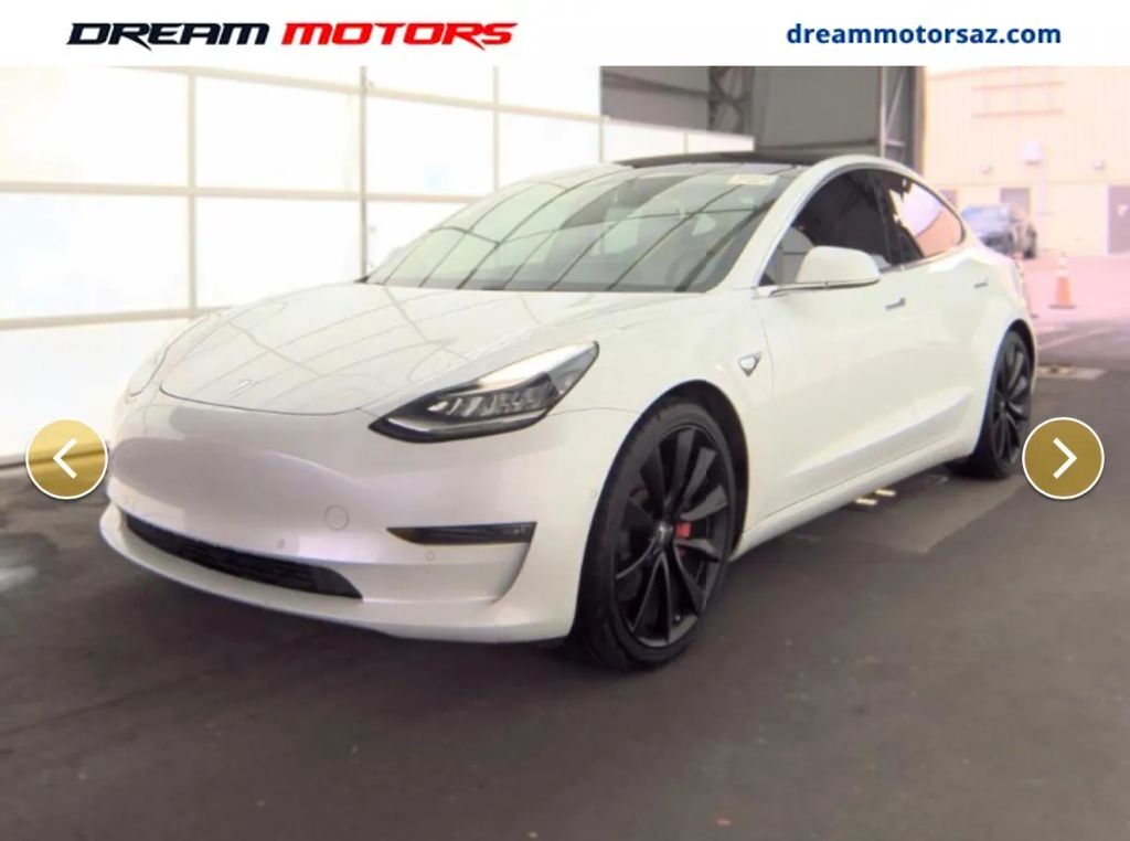 2018 TESLA Model 3