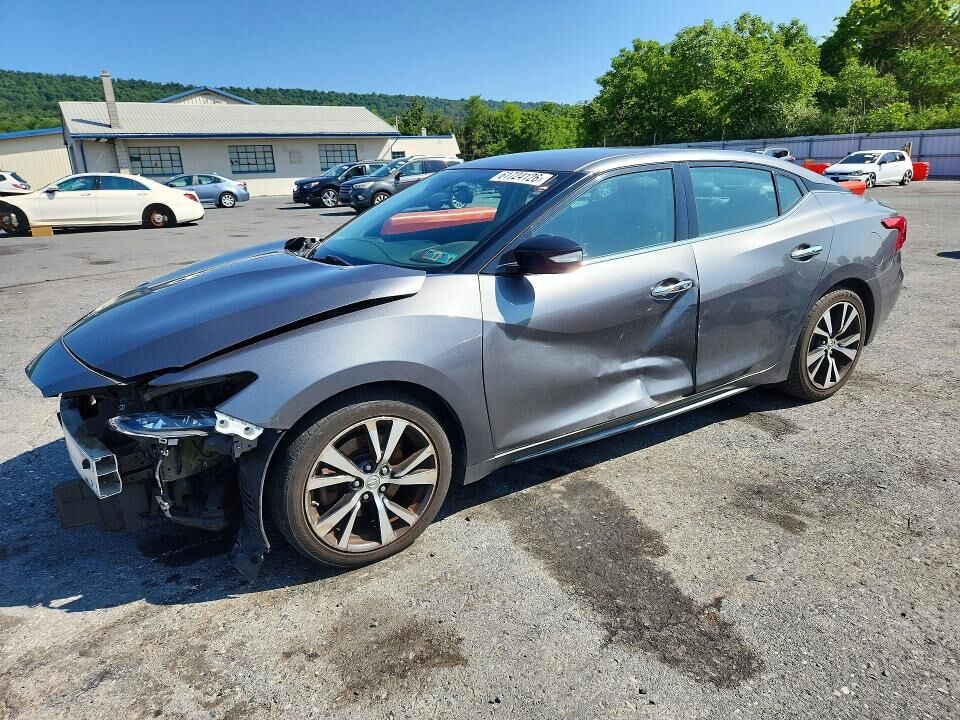 2017 NISSAN Maxima