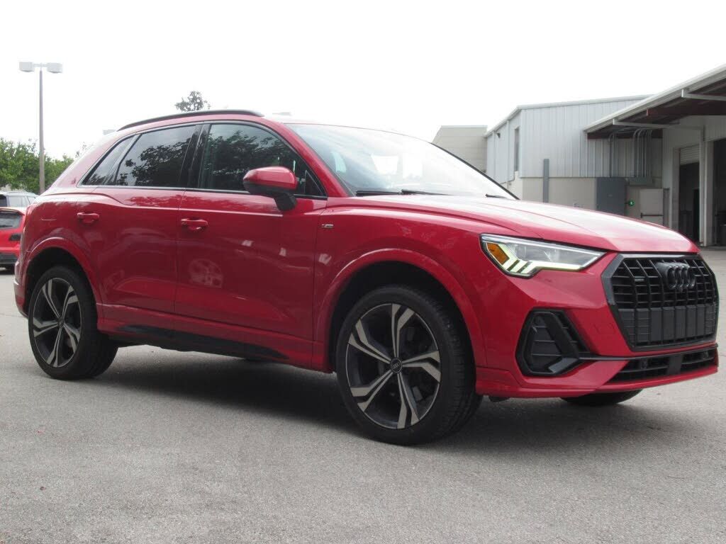 2023 AUDI Q3