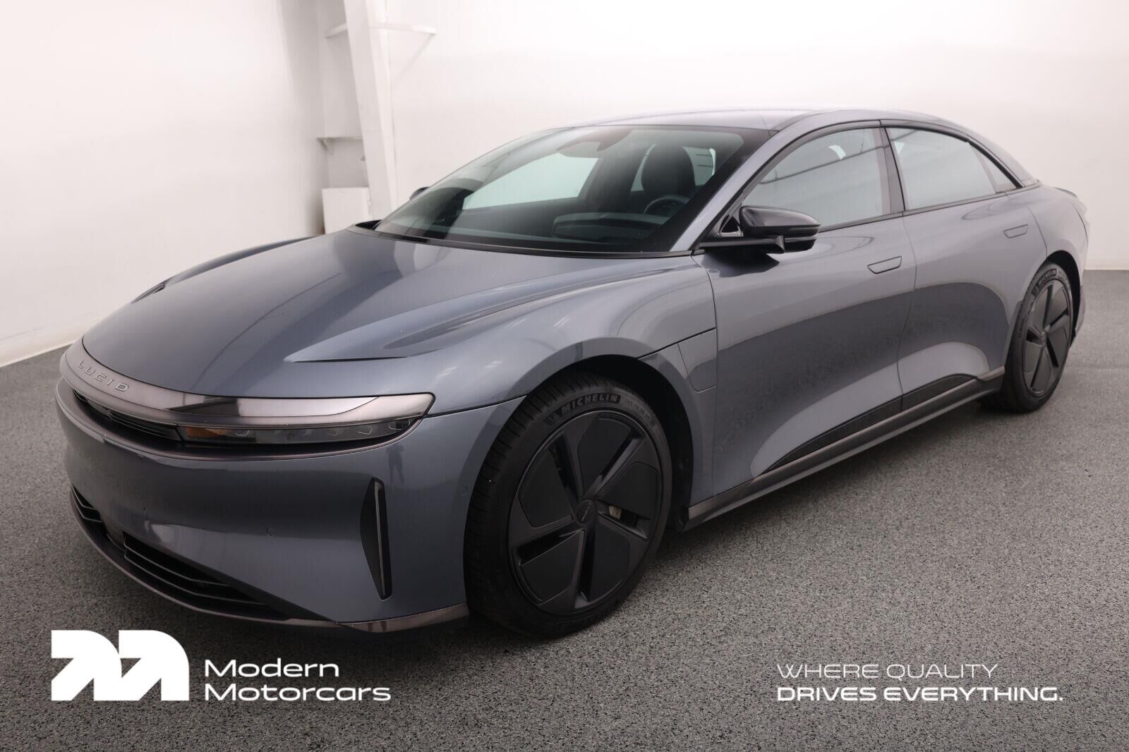 2024 LUCID MOTORS Air