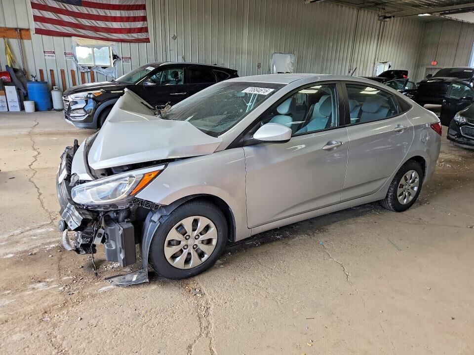 2016 HYUNDAI Accent