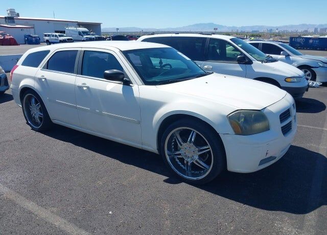 2006 DODGE Magnum