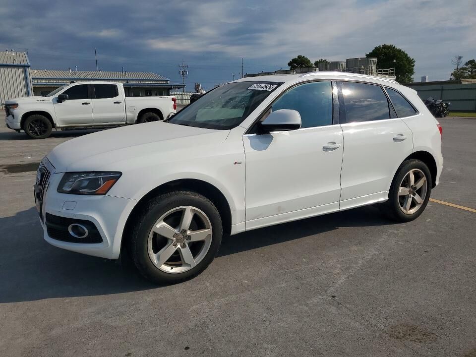 2011 AUDI Q5