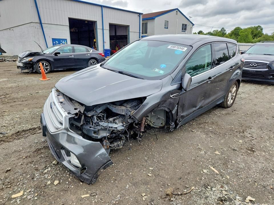 2017 FORD Escape