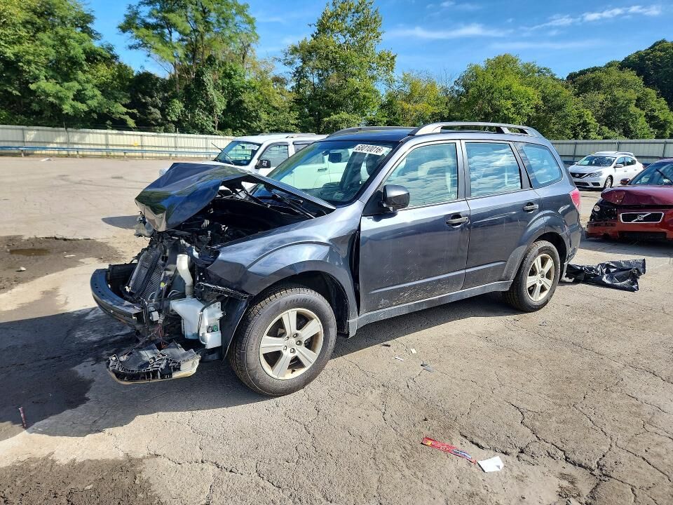 2013 SUBARU Forester