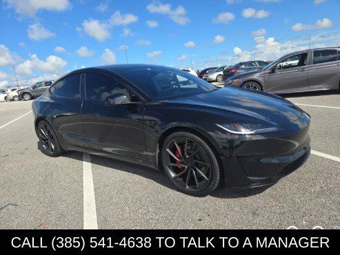 2025 TESLA Model 3