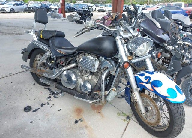 2005 HONDA VTX