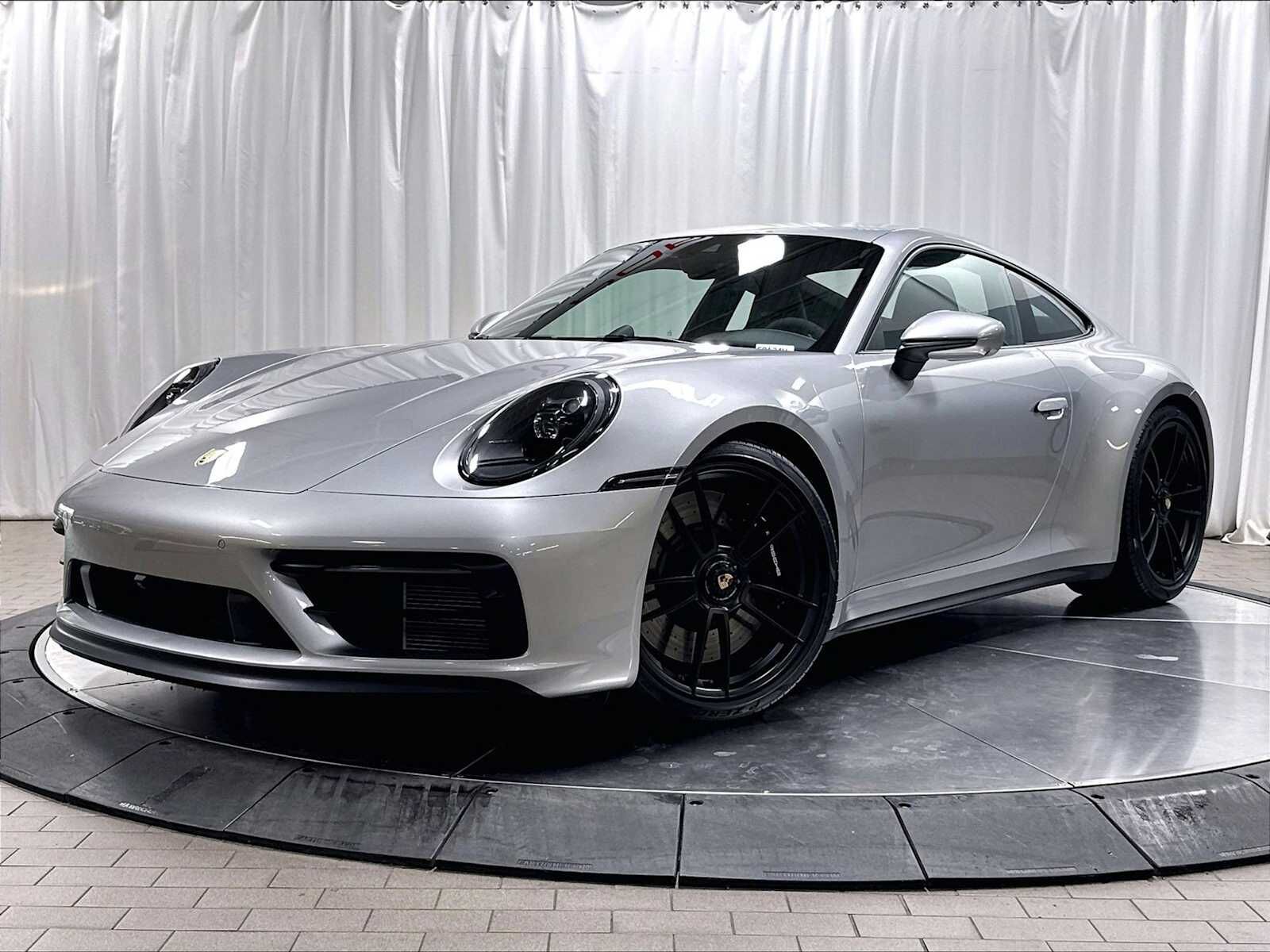 2022 PORSCHE 911