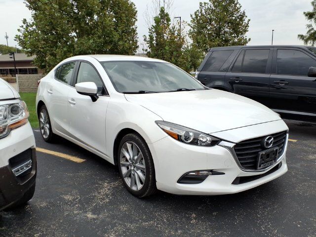 2017 MAZDA Mazda3